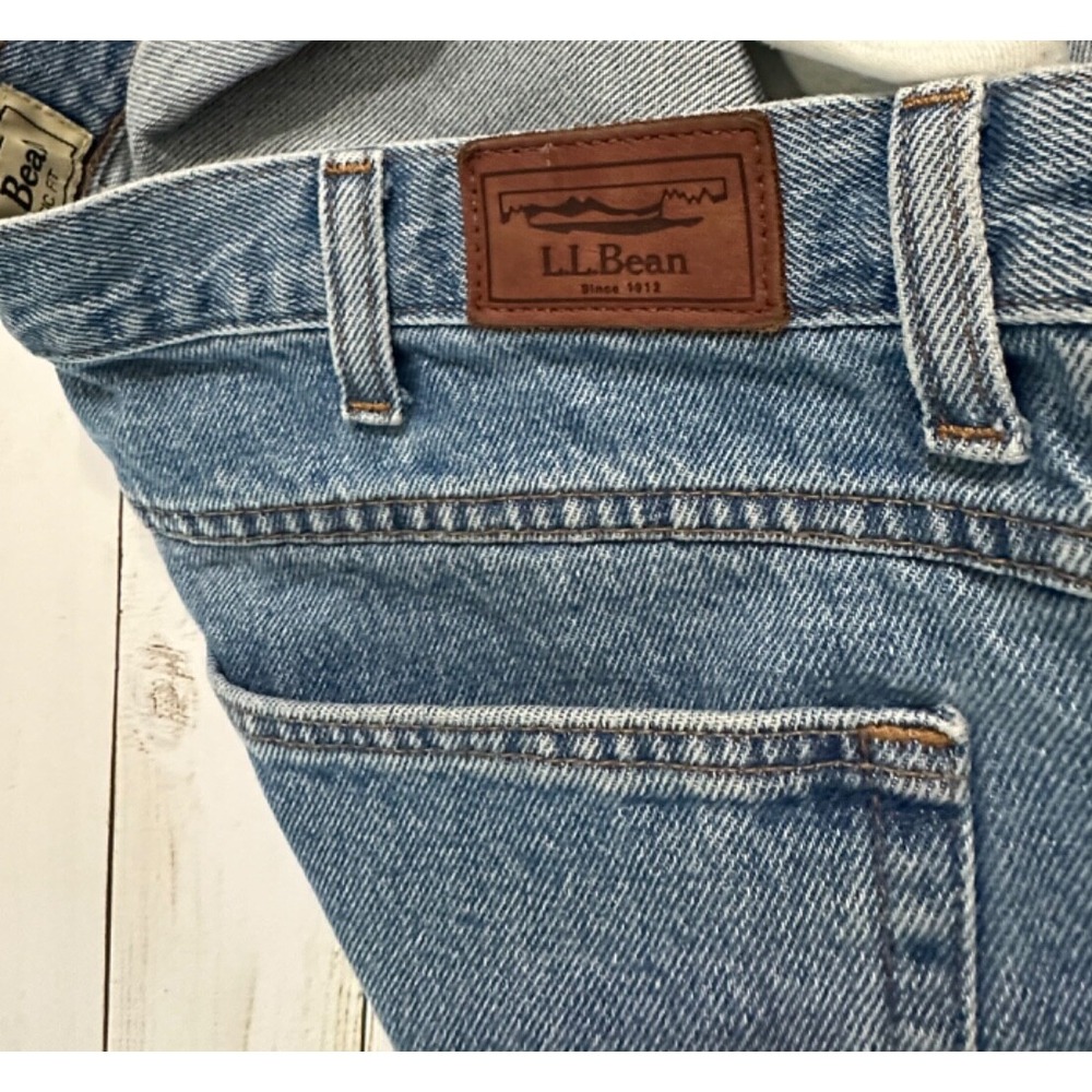 VTG LL Bean Jeans Mens 38X30 Blue Denim Classic Fit Med Wash 90's Y2K - Picture 8 of 8